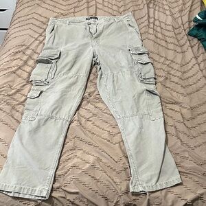 Zara Men's Cargo Pants in Light Gray